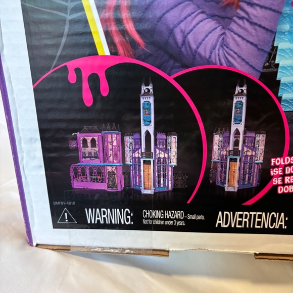 Monster High DELUXE High School 2 Storey Playset BRAND NEW - Picture 5 of 15